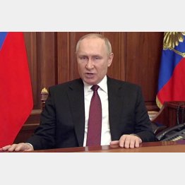 恐ろしい顔で2月24日に「作戦」発表（ロシアのプーチン大統領）　（Ｃ）ロイター／Sputni／Kremlin