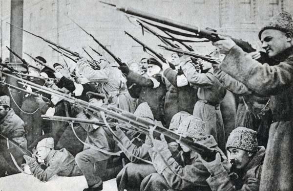 ロシア革命（1917年10月）　（Ｃ）World History Archive／ニューズコム／共同通信イメージズ
