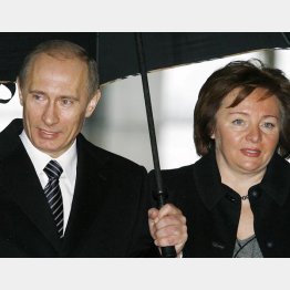「彼はバンパイアよ」、ロシアのプーチン大統領とリュドミラ夫人（Ｃ）ロイター