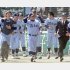 東海大相模で甲子園春夏4回優勝した門馬監督（央）／（Ｃ）日刊ゲンダイ