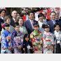 公選法違反隠し？ 安倍氏側は「桜前夜祭」会場に大量の酒を持ち込んでいた