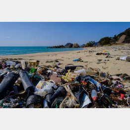 自然分解に時間がかかるプラスチックゴミ問題は深刻（Ｃ）PIXTA