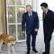 プーチン大統領もホンネは迷惑？ 犬の“プレゼント攻め”でやむにやまれず「多頭飼い」