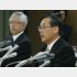 会長を辞任した佐光氏（右）／（Ｃ）共同通信社