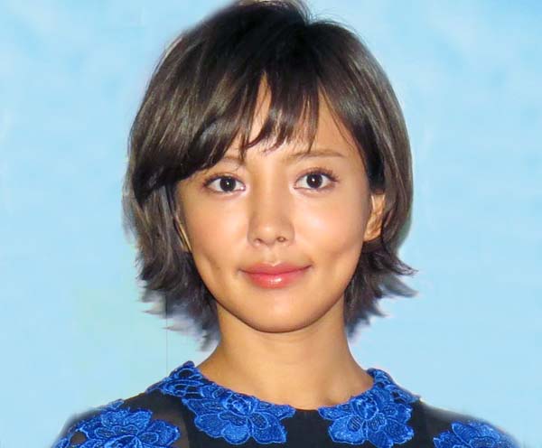 女優さんですから（Ｃ）日刊ゲンダイ