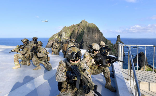 竹島問題で慣れっこになってきた韓国側の上陸と日本側の抗議 竹島問題で慣れっこになってきた韓国側の上陸と日本側の抗議
