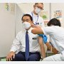 新型コロナワクチン4回目接種キャンセル急増の背景…予約していた人々に生じた不安