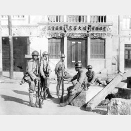 満州事変。満州の奉天を占領した日本軍兵士＝1931年10月10日、新聞聯合社撮影（ＡＣＭＥ）