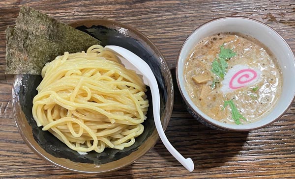 濃厚魚介とんこつ醤油つけ麺（Ｃ）日刊ゲンダイ