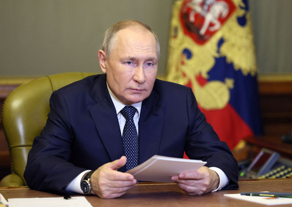 ウクライナを無差別全土攻撃（ロシアのプーチン大統領）　（Ｃ）ロイター／Sputnik／Kremlin