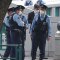 日本の警察官は中国人に人気がある 目線を合わせて職務質問する動画がSNSで拡散