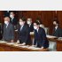 軍拡のために1人当たり4万円の増税？（岸田首相＝前列右）／（Ｃ）日刊ゲンダイ