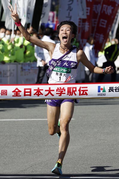11月の全日本大学駅伝で3連覇、2冠を達成した駒大（Ｃ）共同通信社