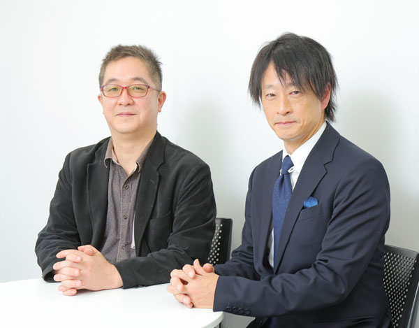 藤倉善郎氏（左）と鈴木エイト氏（Ｃ）日刊ゲンダイ