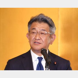 武田良太元総務相と三浦瑠麗氏の夫・清志氏は福岡県出身という共通点がある（Ｃ）日刊ゲンダイ