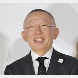 ユニクロの柳井会長はほうれい線と二重顎が吉相（Ｃ）日刊ゲンダイ
