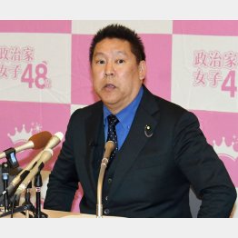 党首辞任とともに「政治家女子48党」へ党名変更を発表した立花孝志氏（Ｃ）日刊ゲンダイ