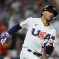 米国WBC2大会連続決勝進出の裏にトラウト&ベッツの献身 メジャーMVP2人は総年俸1000億円