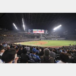 日本ハム新球場は開幕カードこそ盛況も…（Ｃ）共同通信社