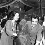 西崎緑さん芸道60周年 「思い出の1枚」は20歳の記念の曲のヒット祈願で恩師・遠藤実さんと