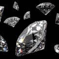 銀やダイヤモンドは長期投資の対象になるの？ 注目すべきは「買値と売値」の差だ
