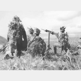 近衛師団機関銃部隊の演習。場所は富士山麓（1939年11月8日）／（Ｃ）共同通信社