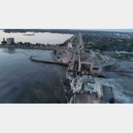 ウクライナ南部のカホフカ水力発電所の巨大ダムが決壊（Ｃ）ロイター