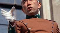 山崎晃嗣と三島由紀夫、東大の同級生はそれぞれの道を歩んだ
