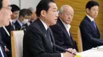 「骨太の方針」少子化反転へと息巻くが…物価高で賃金目減り、家計負担増のにおいプンプン