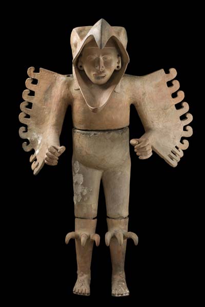 「鷲の戦士像」 アステカ文明、1469～86年 テンプロ・マヨール、鷲の家出土 テンプロ・マヨール博物館蔵 ©Secretaría de Cultura-INAH-MEX. Museo del Templo Mayor