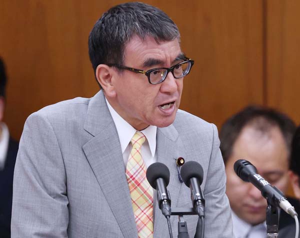 河野大臣まさか“一人二役”答弁？ デジ庁に立ち入り検査「個情委」の担当相兼務で大混乱確実｜日刊ゲンダイDIGITAL
