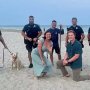 プロポーズ直前に指輪をポロッ 米SCの地元市民も協力して捜索…広いビーチでも45秒で発見！