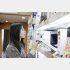 男性店員は若い女性が大好き（Ｃ）PIXTA