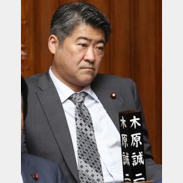 どうする（木原誠二官房副長官）／（Ｃ）日刊ゲンダイ