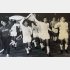 1967年メキシコ五輪アジア予選、ベトナム戦後の歓喜のイレブンがビクトリーラン（本人提供）