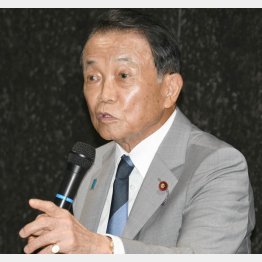 自民党の麻生太郎副総裁には呆れや怒りの声が…（Ｃ）日刊ゲンダイ