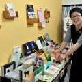 百年の二度寝（江古田）携帯マップでも見つからない！？雑貨屋の奥に店舗 7割新刊3割古本でコーナー作り