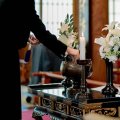 弔事のマナー編（4）宗教によるスタイルの違い「冥福」「供養」は仏式だけ