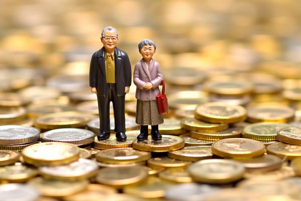 お金は墓場には持っていけない