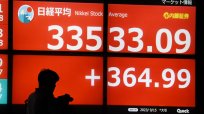 日経平均の強気相場は「腕力相場」…悪材料は無視、ベテラン投資家らは“理解不能”とも