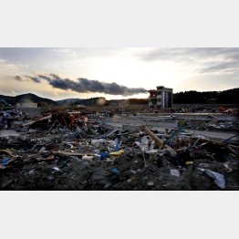 3・11東日本大震災で、津波の被害を受けた南三陸（Ｃ）日刊ゲンダイ