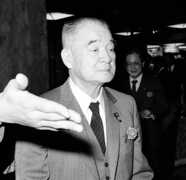 【東京佐川急便事件】異聞(117)暗礁に乗り上げた「金丸5億円闇献金」捜査|日刊ゲンダイDIGITAL