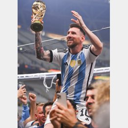2022サッカーW杯で優勝、アルゼンチン代表のメッシ（Ｃ）ＪＭＰＡ
