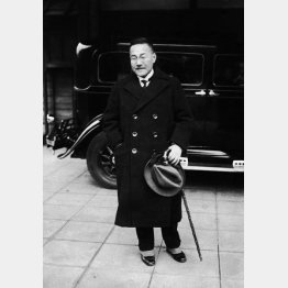 外交官時代の吉田茂（任地に向け出発する新任の吉田イタリア大使。1931（昭和6）年2月9日、日本電報通信社撮影）