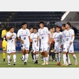 天皇杯でＪ１横浜Ｍ相手に奮闘した浦安の選手（Ｃ）共同通信社