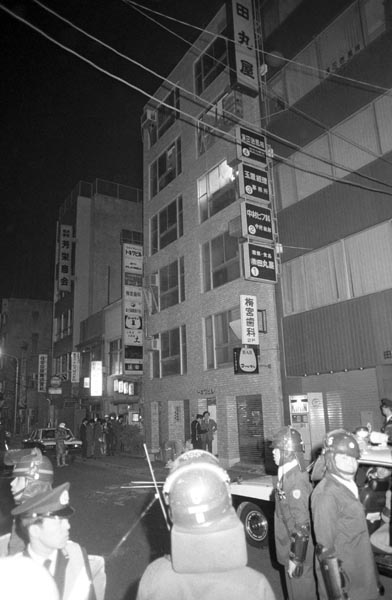 爆破事件があった韓国産業経済研究所が入る東京・銀座のビル（1975年4月19日）／（Ｃ）共同通信社