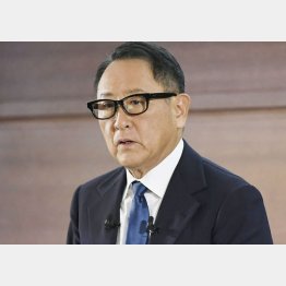 昨30日、緊急会見をしたトヨタ自動車の豊田章男会長だが…（Ｃ）共同通信社