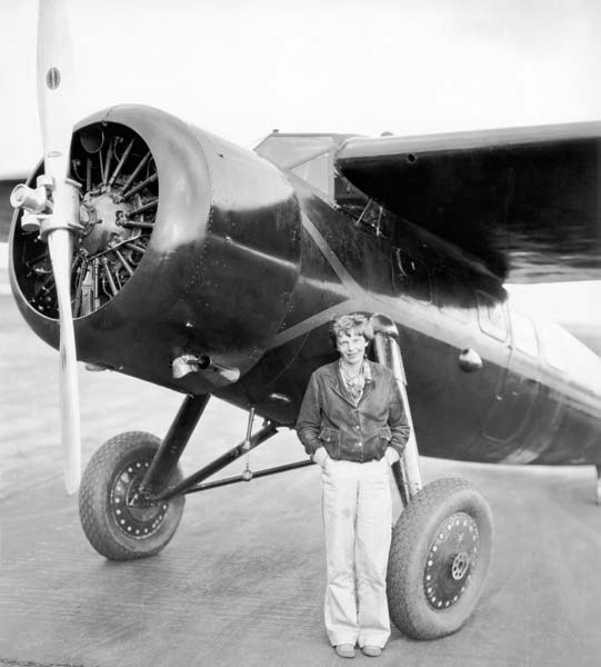 アメリア・イアハート。ホノルルからオークランドまで、世界初の単独飛行を達成したとき（Ｃ）Underwood Archives／Universal Images Group／共同通信イメージズ