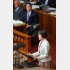 与野党問わず女性議員からエール（代表質問する日本共産党の田村委員長）／（Ｃ）日刊ゲンダイ