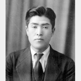 日本社会党から立候補して初当選した鈴木善幸（当時、1947＝昭和22＝年4月10日）／（Ｃ）共同通信社
